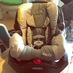 Graco Baby Car Seat